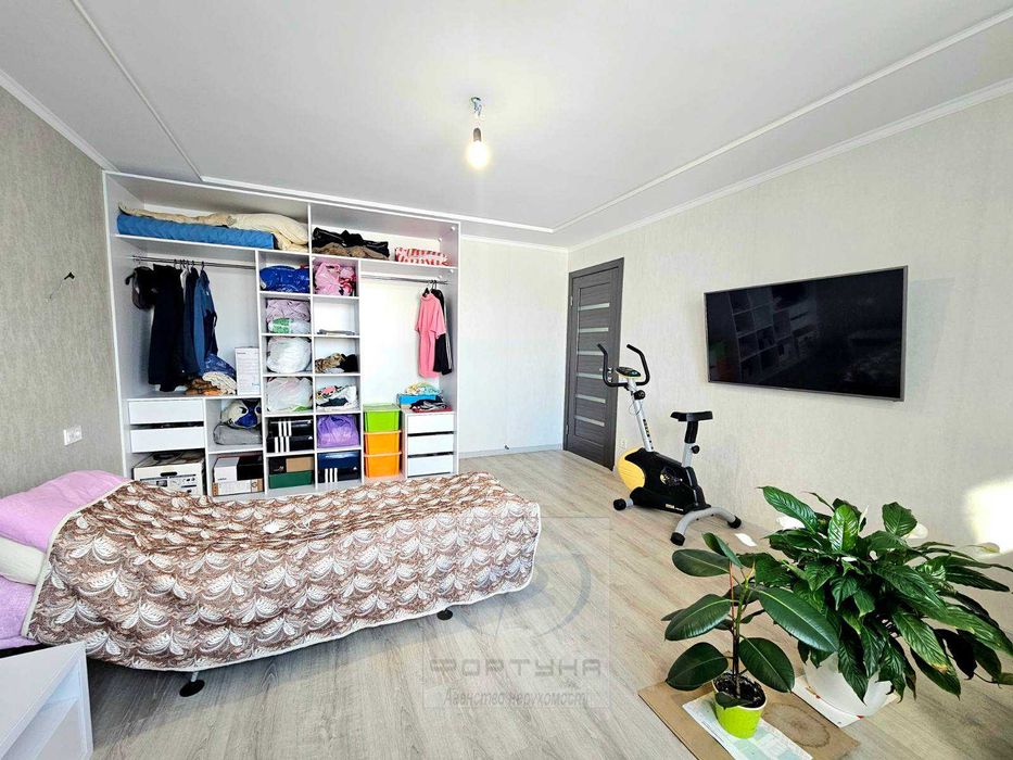 Розкішна  3 кім.кв з ПАНОРАМНИМ видом на Дніпро (і)