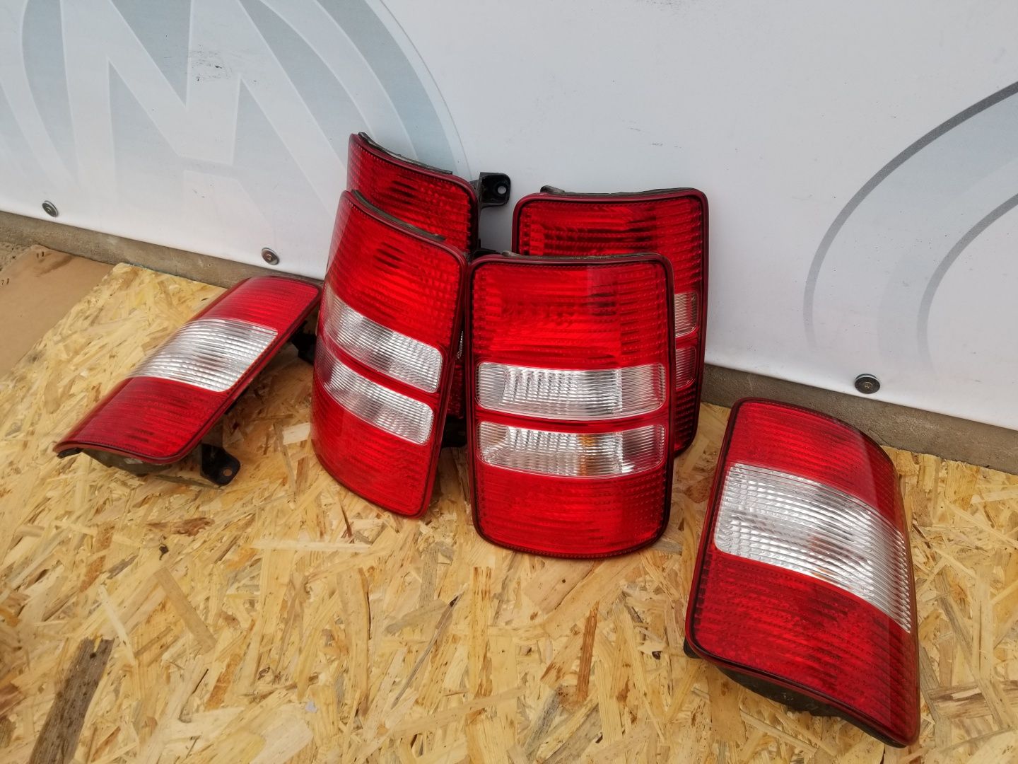 Фанарь Стоп Фара Фонарь VW Caddy 04-15 Разборка
