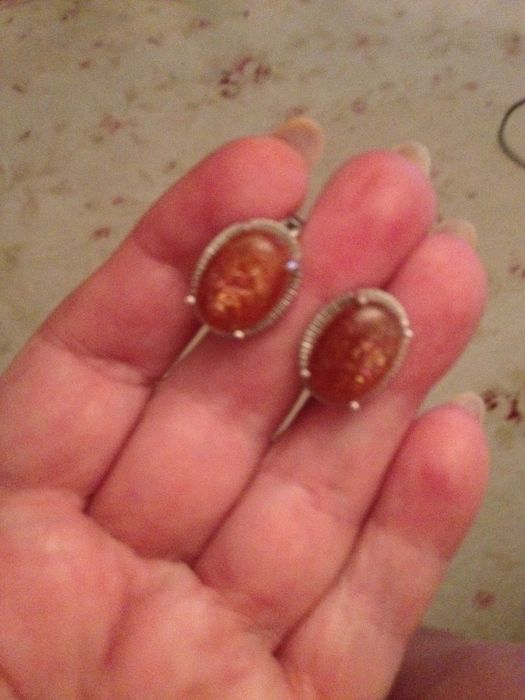 Серебряные серьги 925 пробы с солнечным каменем из США