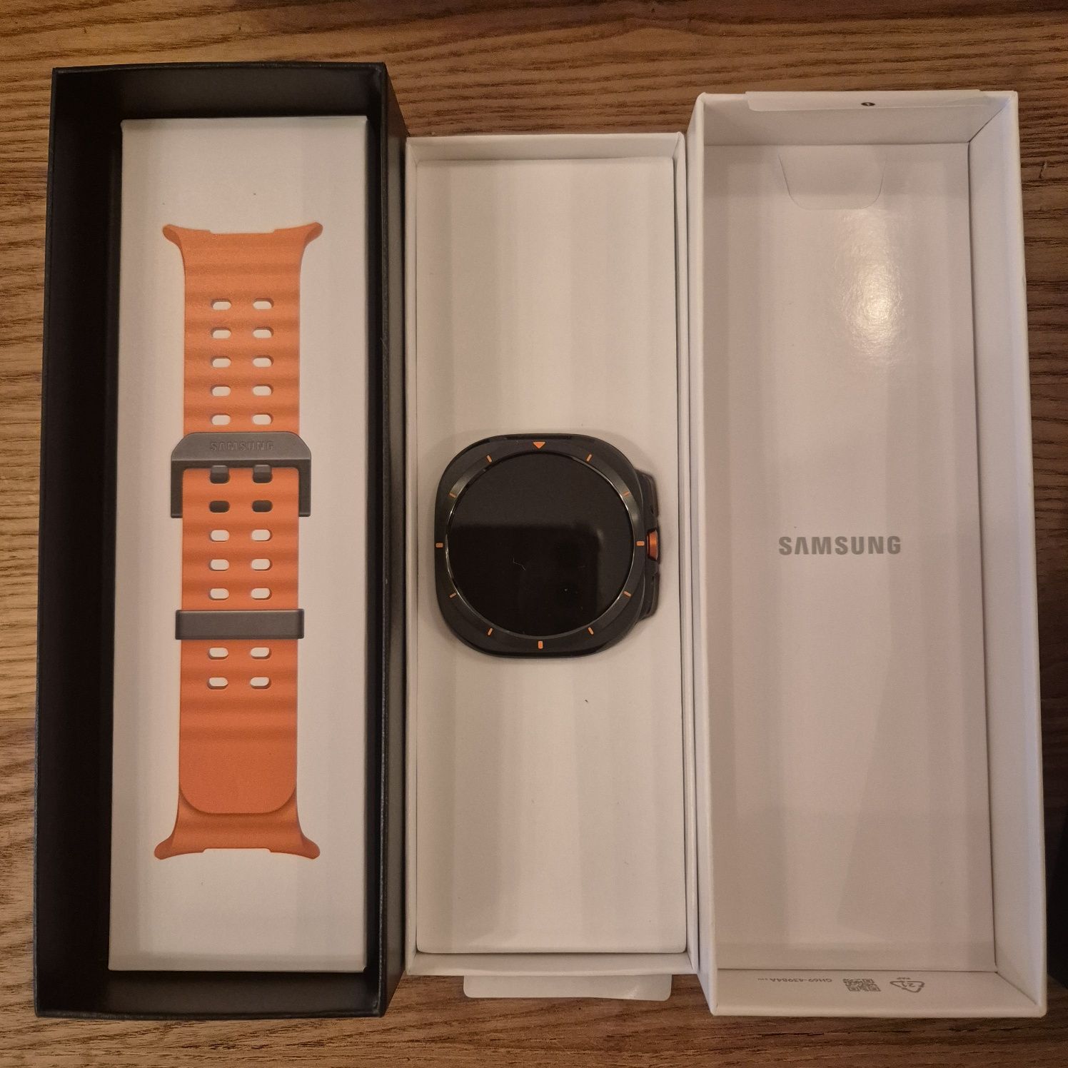 SAMSUNG Galaxy Watch Ultra Titanium Gray