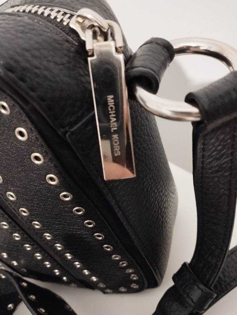 Michael Kors Brooklyn Grommet LG Camera torebka mała na ramię