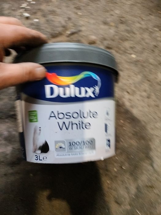 Farba Dulux biała