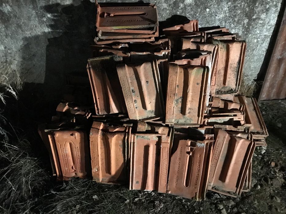 Telhas usadas varias