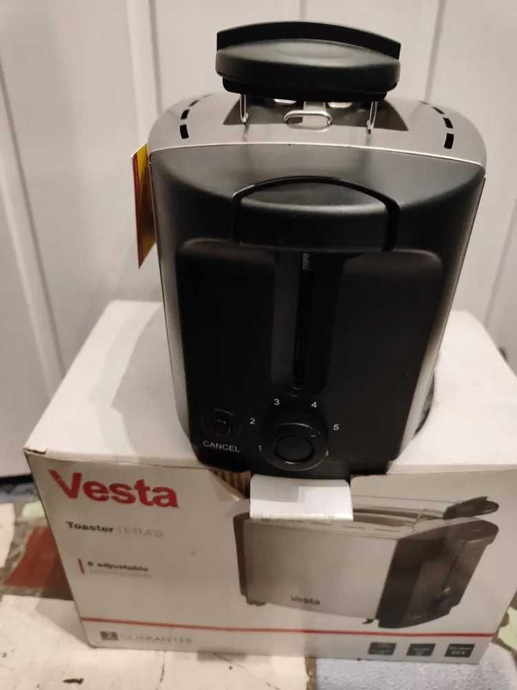 (590/21) Toster Vesta ETM02