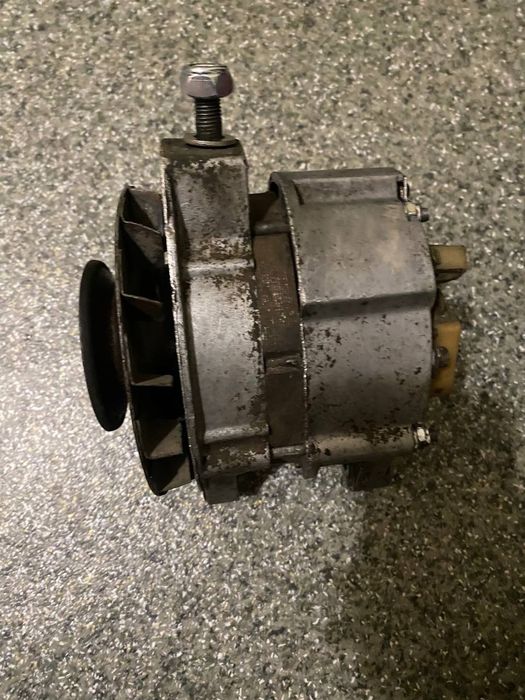 Продам генератор ВАЗ 2108 2109 21099 08 09 БОЛГАРИЯ