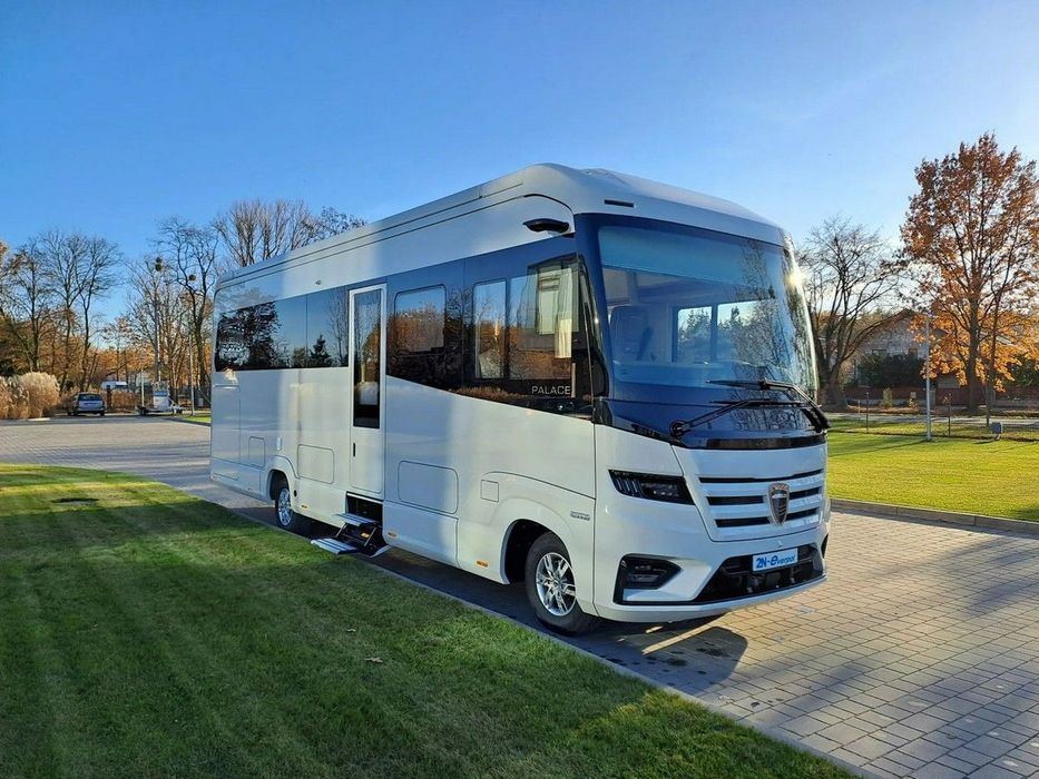 Morelo Palace 88 LB  kamper dostępny na placu od ręki