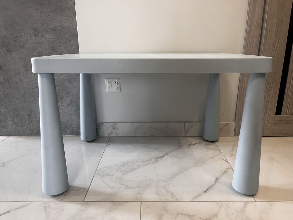 Дитячий столик Ikea