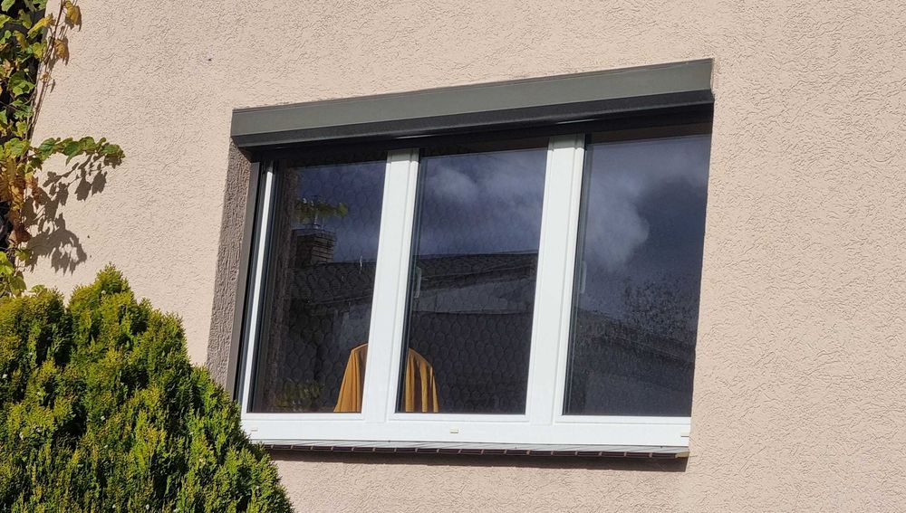 Okno białe bez rolet 2szt