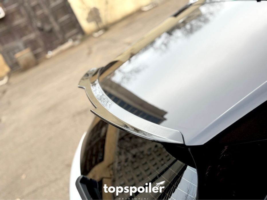 Спойлер багажника накладка лип сабля Volkswagen ID.4 стиль M4 (чорний)