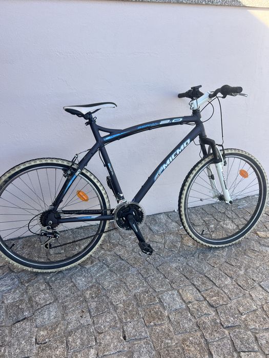 Bicicleta Btt montanha