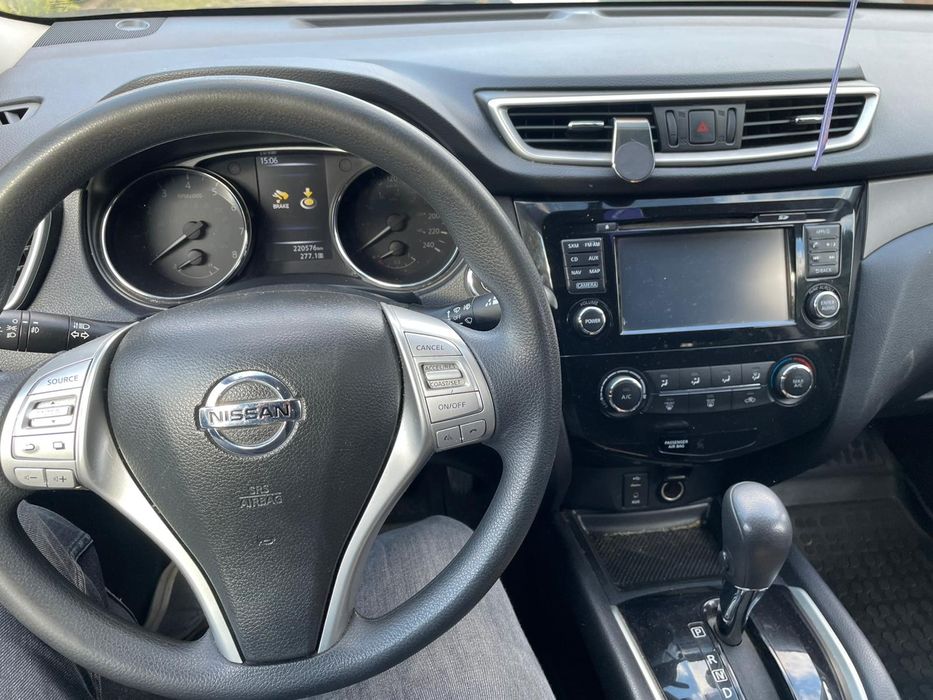 Nissan Rouge Xtrail 2.5 LPG Kamery 360