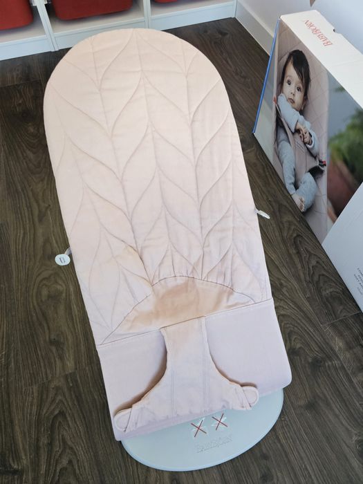 Babybjorn BLISS WOVEN Dusty Pink Bujaczek różowy jak nowy