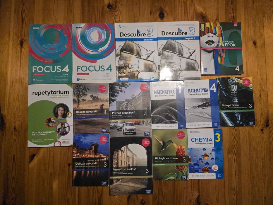 Książki podręczniki ćwiczenia do liceum/technikum (klasa 1-4)