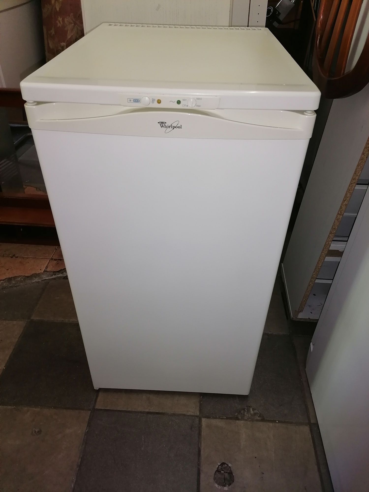 Zamrażarka Whirlpool 90 litrów