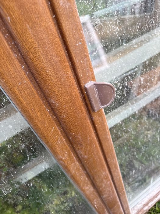 X okno tarasowe 160x218 zloty dab biale z otwieranym slupkiem (dostaw