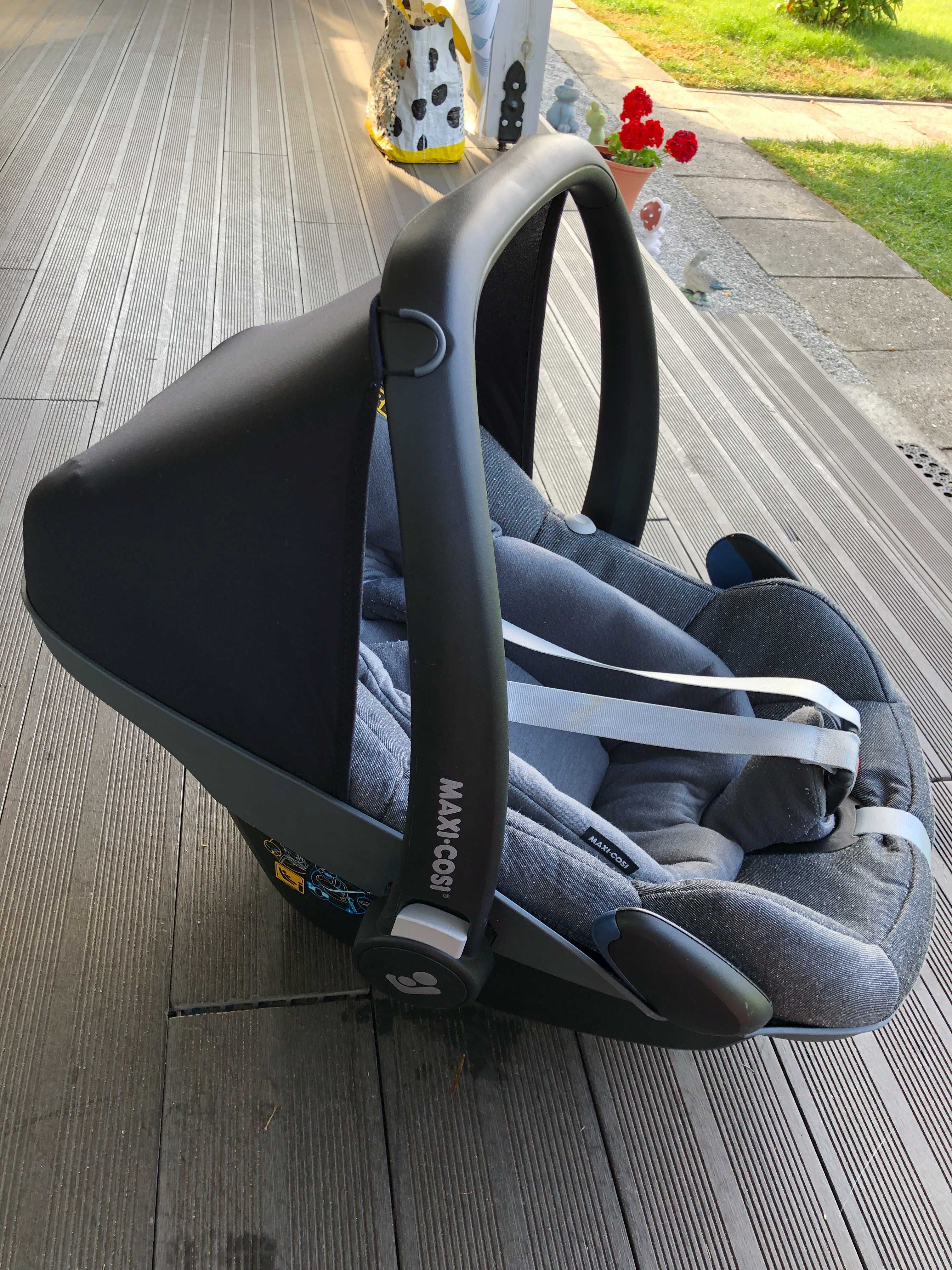 Maxi-Cosi Pebble Plus i-Size