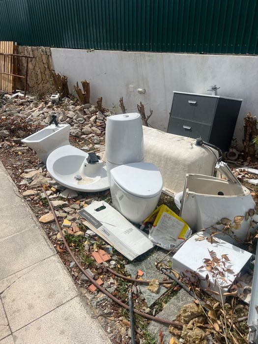 Conjunto de louças de casa de banho