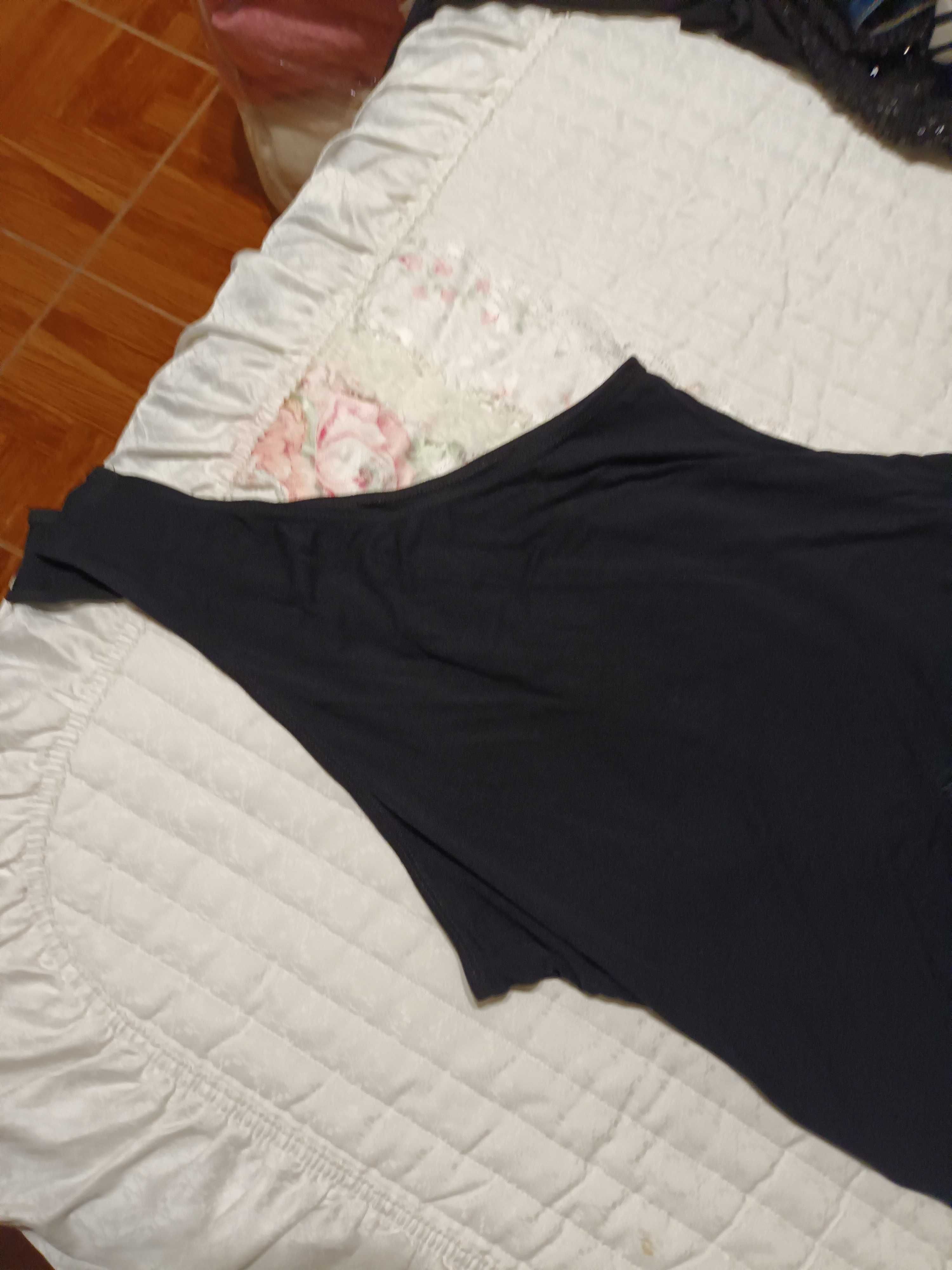 Body preto rendado