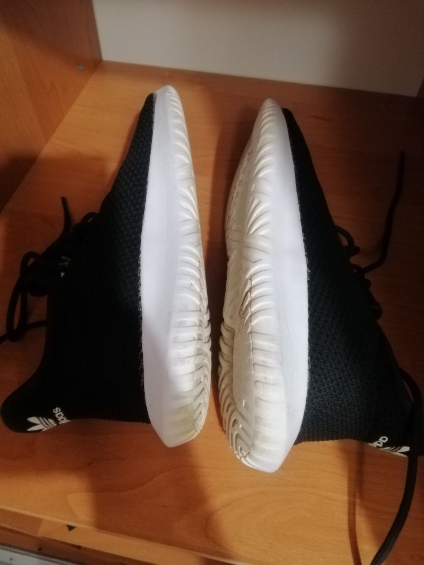 Мужские Кроссовки, Кросівки Adidas Tubular. Оригинал. 44р. 28см.