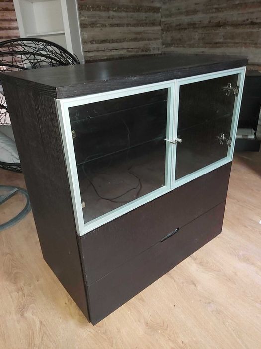 Komoda fornir aluminium