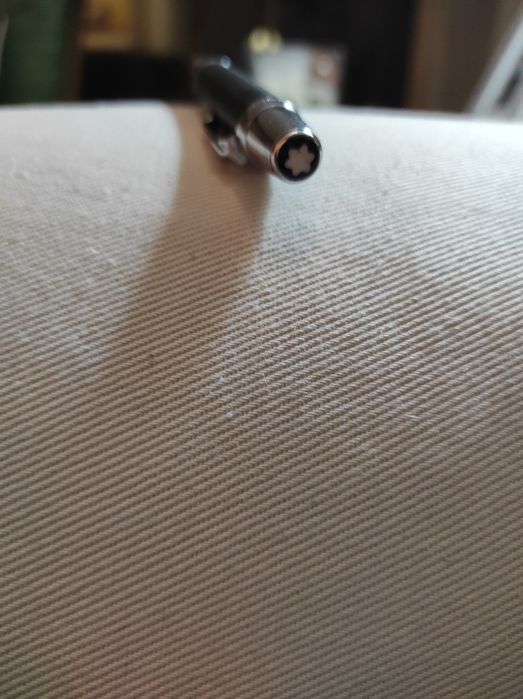 Esferográfica Mont Blanc como nova