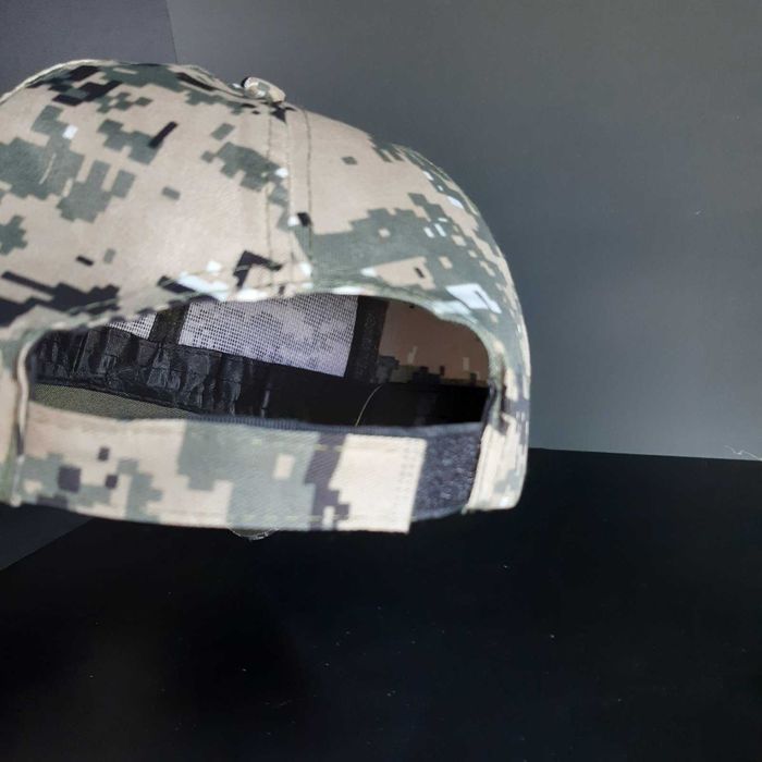 Кепка  камуфляж піксель тактична , рибацька