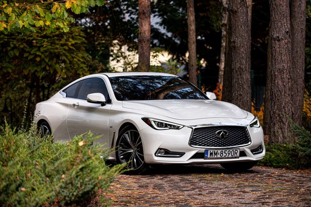 Infiniti q60 sprzedam lub zamienie