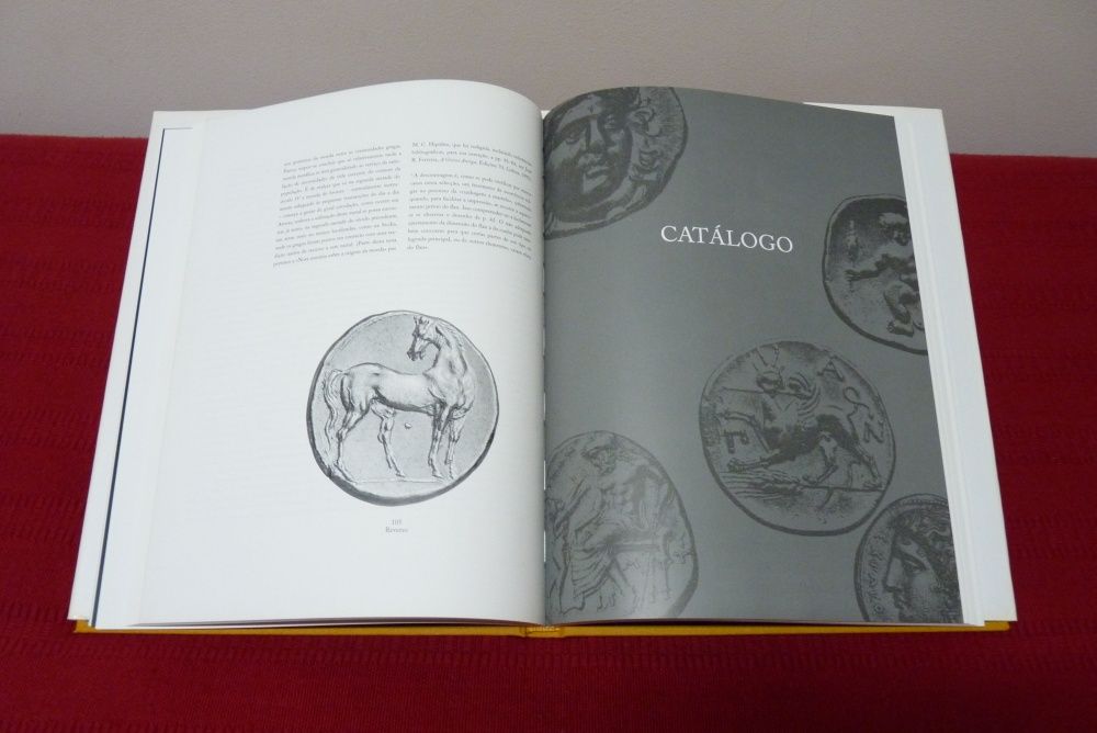 Livro "Moedas Gregas Antigas - Ouro" [novo]