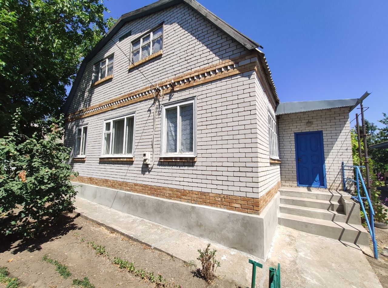 Продається будинок в смт.Васильківка