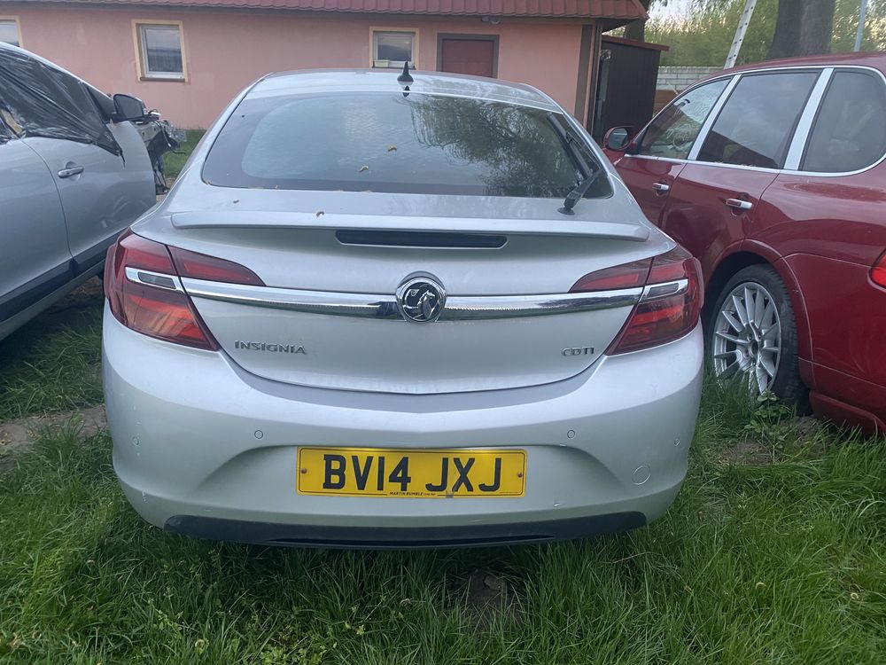 opel insignia lift klapa tyl kod lakieru z176