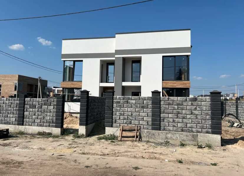 Продам стильний котедж !! Район жк на Щасливому!!!