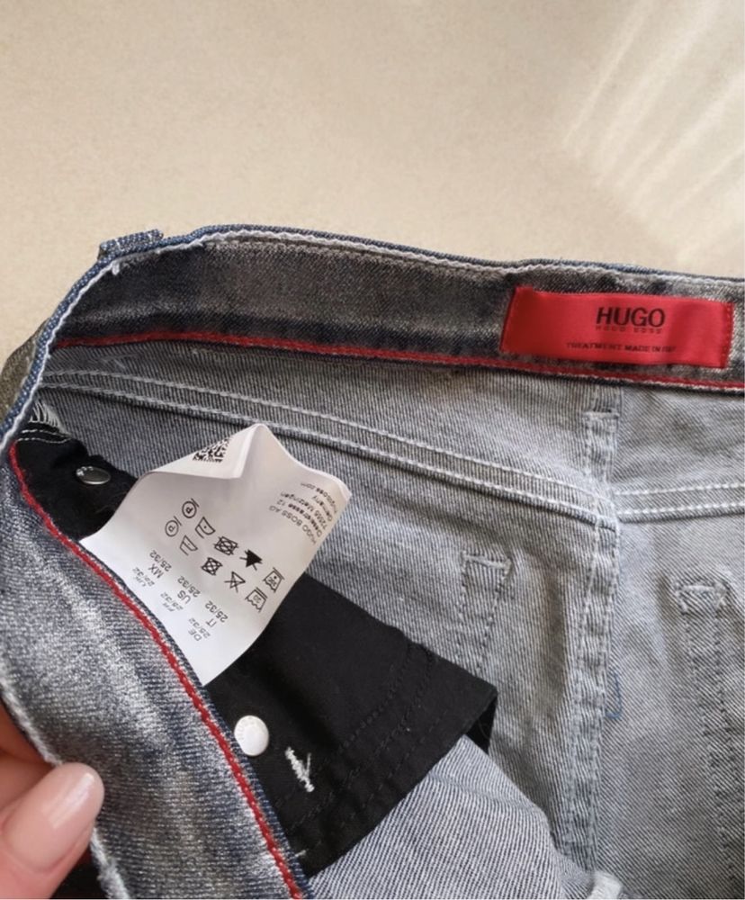 Spodnie metaliczne Hugo Boss XS jeans