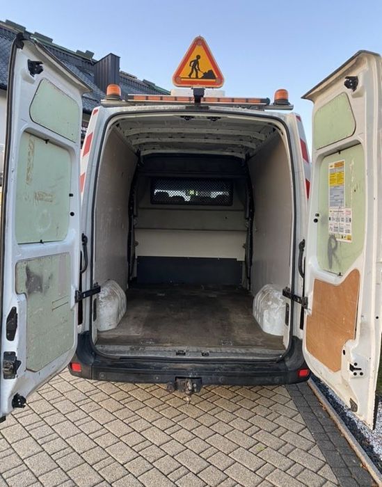 Renault Master Brygadówka 2.3 Diesel 7 os. Klima Kamera 230V - Wynajem