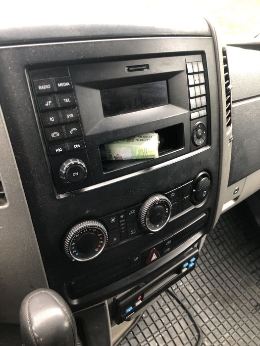 Мерседес спрінтер