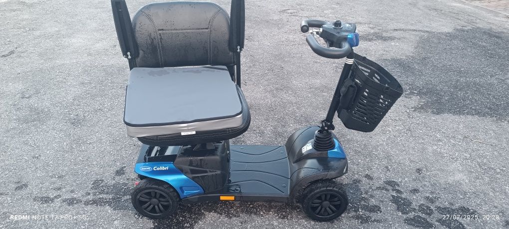 Scooter de mobilidade reducida