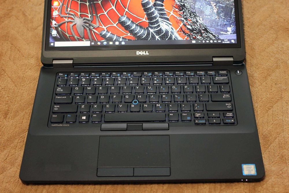 DELL 5470/Core i5-6300/Видео 2GB/8GB/SSD256/АКБ 5ч/14 ips FHD СЕНСОР!