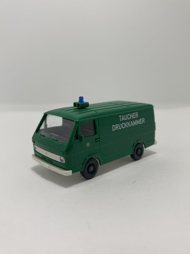 Volkswagen LT 28 da Wiking escala H0 1/87