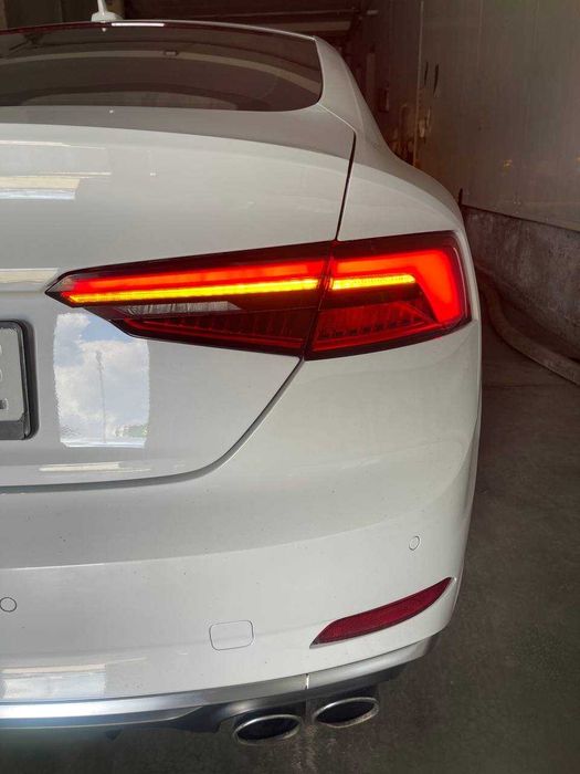 Переделка задних поворотников на Audi, желтые повороты. Гарантия!
