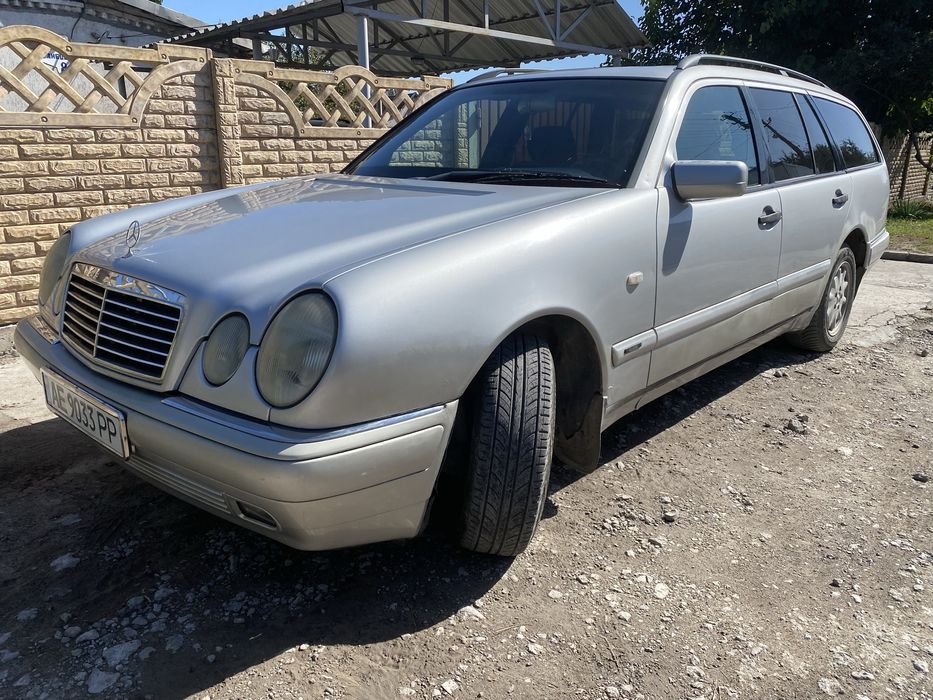Mersedes E200 газ/бенз