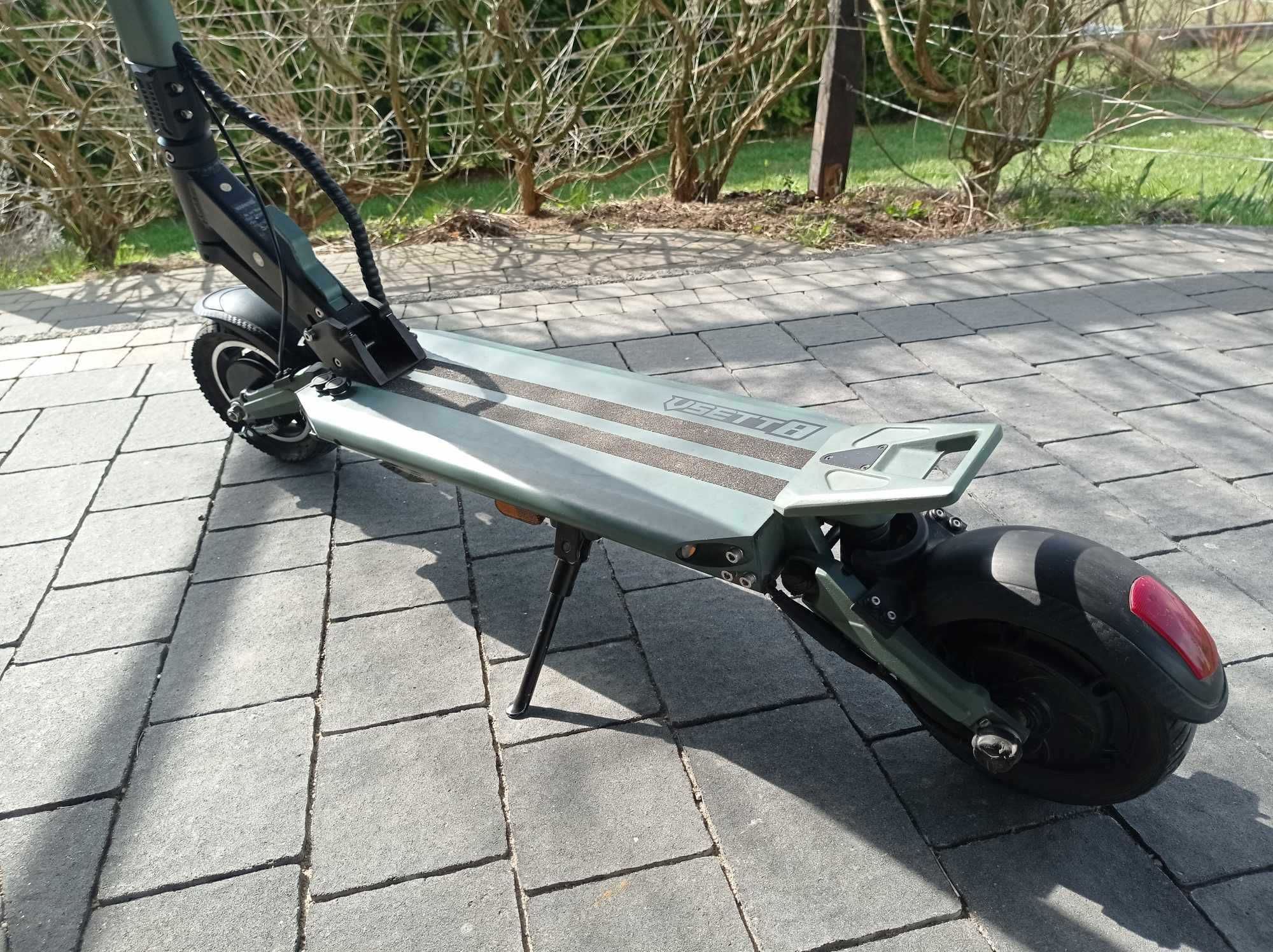 Hulajnoga elektryczna Vsett 8 stan bardzo dobry!