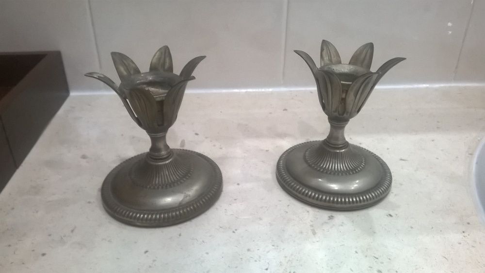 2 Castiçais estanho