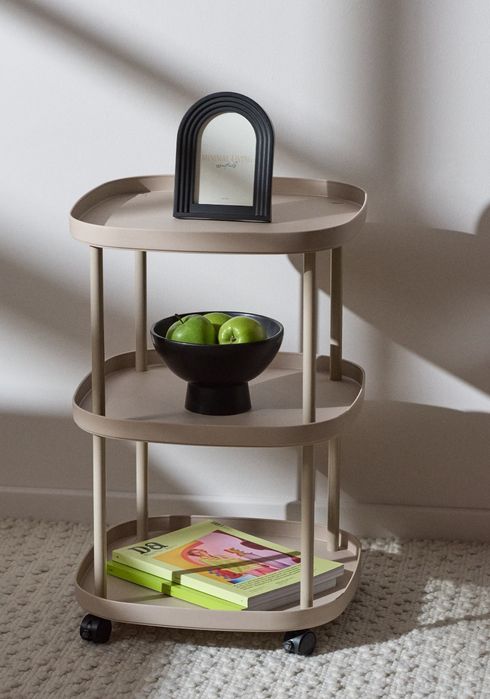 Półka na kółkach regał szafka