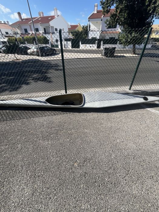 Kayak K1 de velocidade em fibra