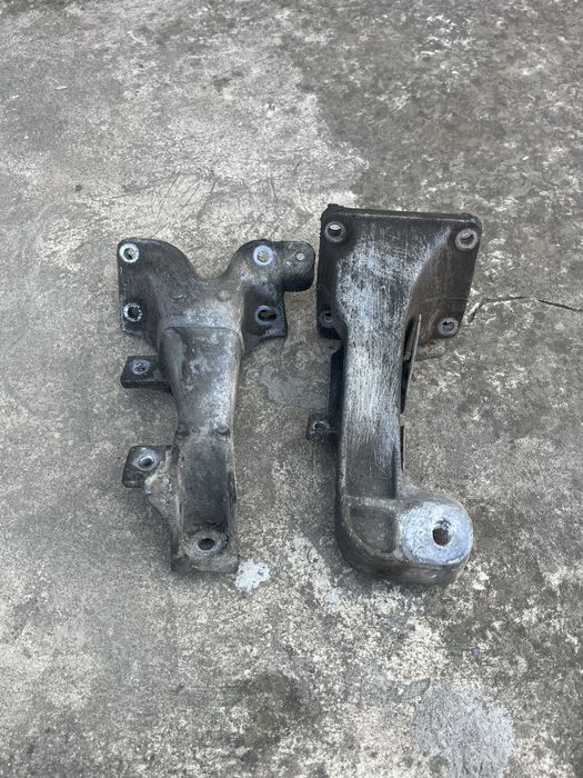 Лапи кріплення двигунв м50 , м52 для BMW e36 розборка