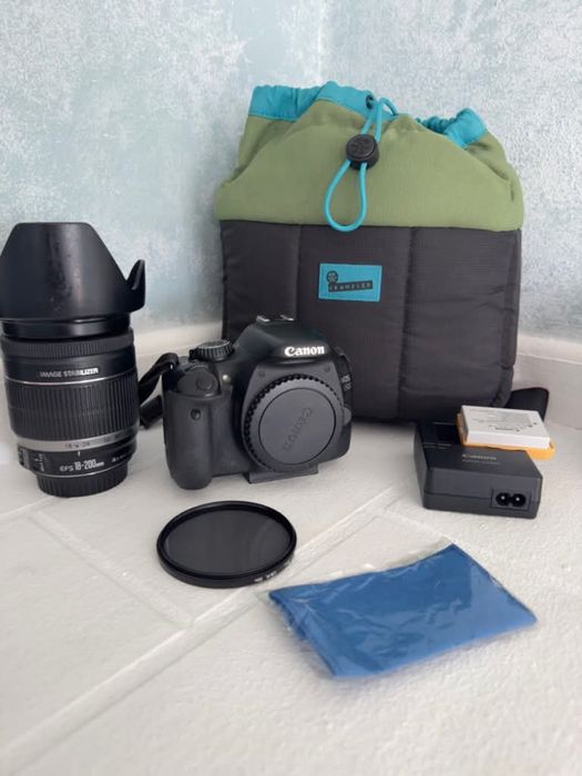 CANON EOS 550D EFS 18-200mm lena