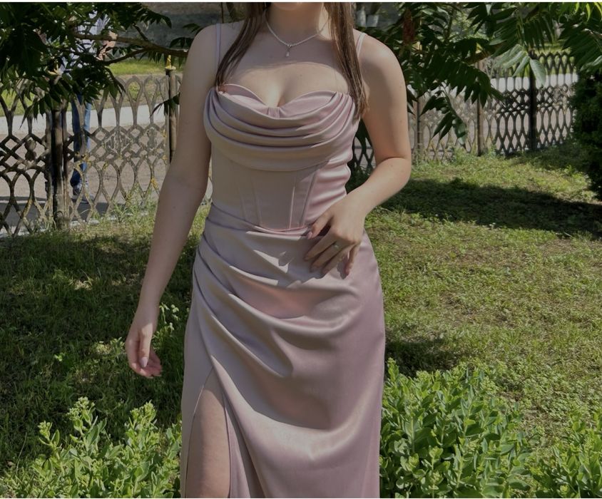 Випускна вечірня сукня