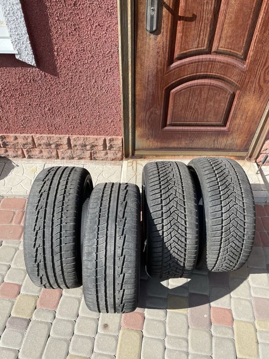 комплект зимової резини 225/40/18 dunlop nokian