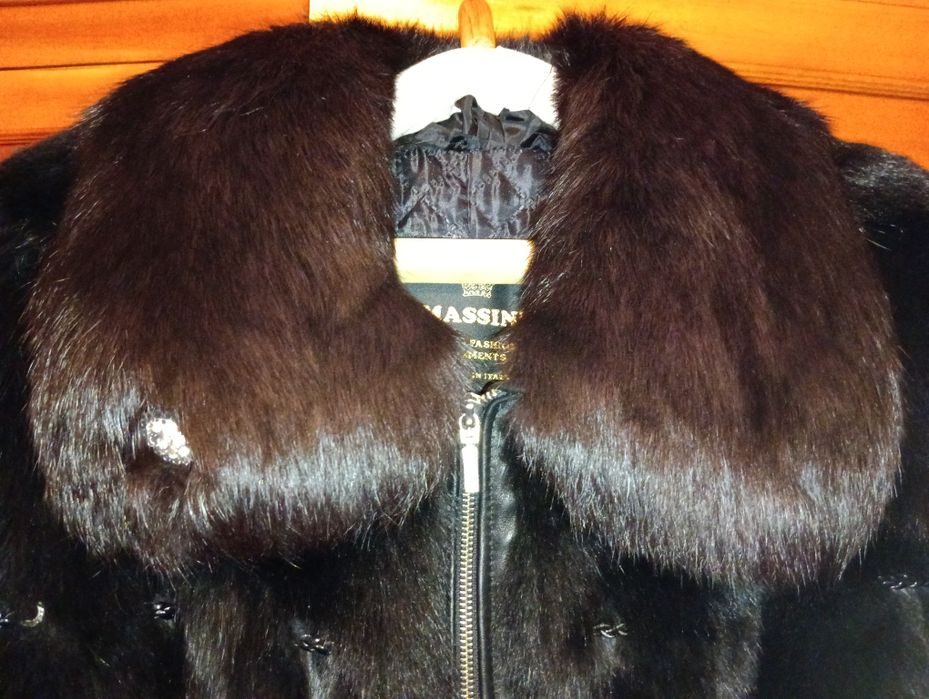 Продам теплую кожано-меховую куртку