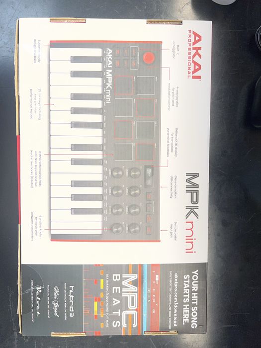 Teclado Controlador Midi Akai MPK Mini