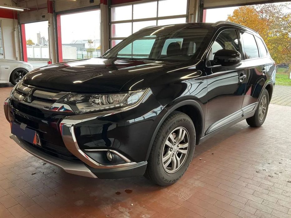 Mitsubishi Outlander 2.0 BENZYNA 150KM SERWIS ASO Opony Lato Zima Stan Idealny